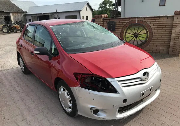 toyota międzylesie Toyota Auris cena 9500 przebieg: 85000, rok produkcji 2011 z Międzylesie